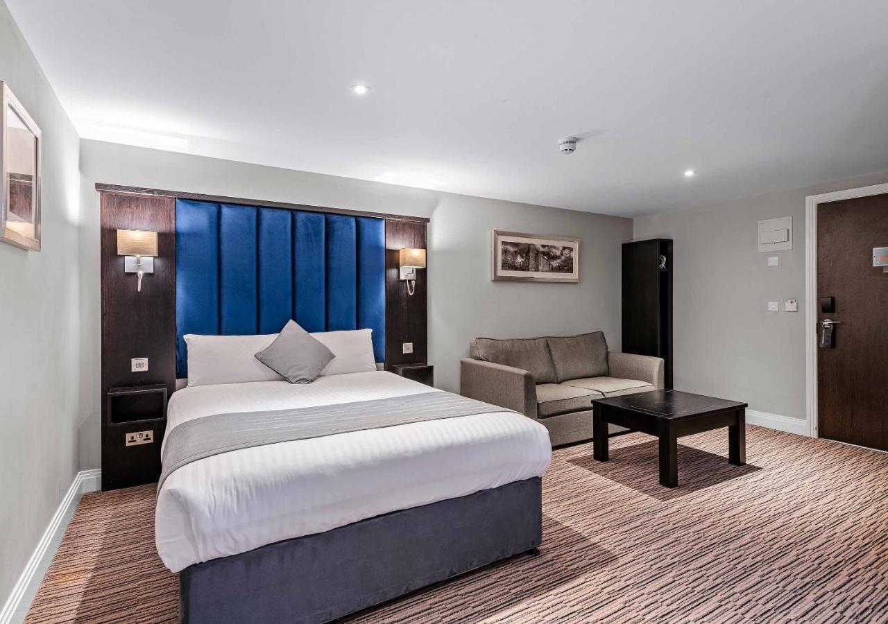 St Nicholas Hotel Κόλτσεστερ Εξωτερικό φωτογραφία