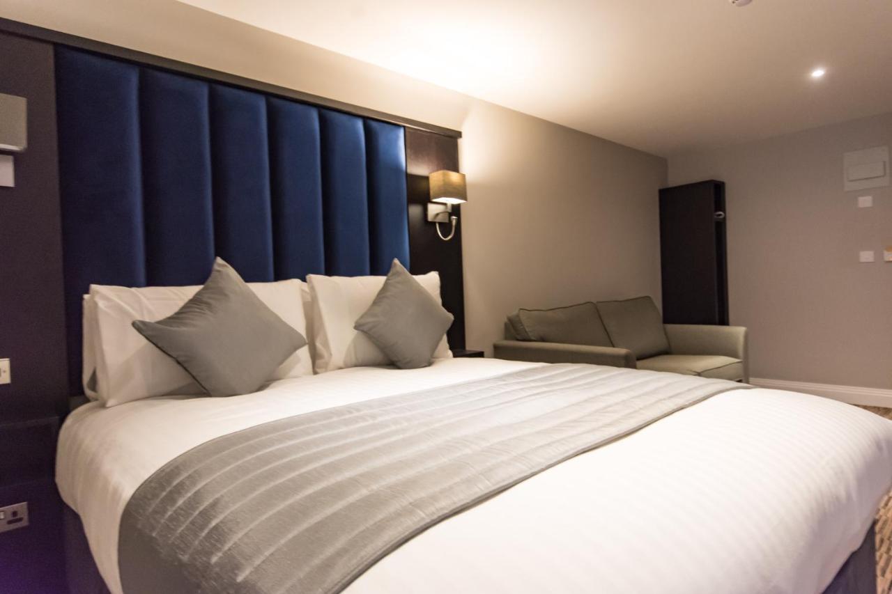 St Nicholas Hotel Κόλτσεστερ Εξωτερικό φωτογραφία